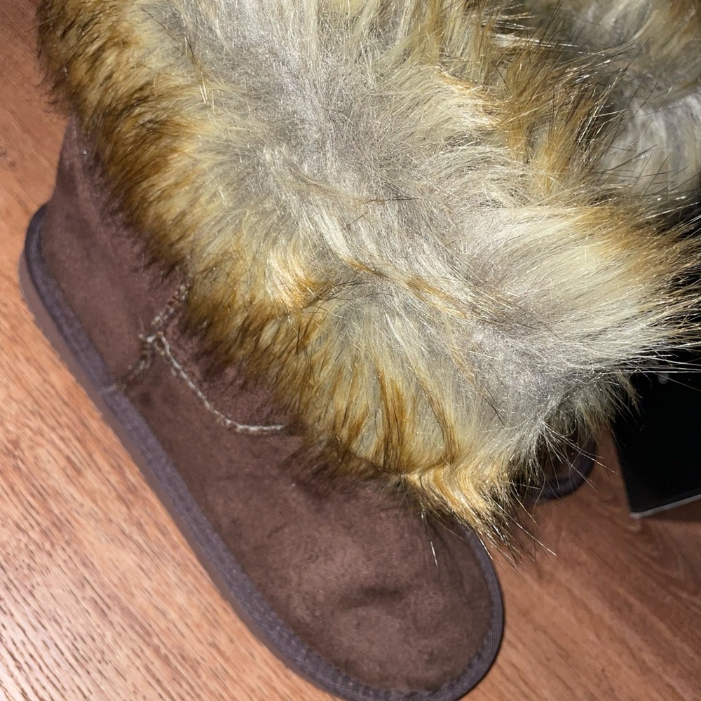 Women’s Brown Faux Fur Lined Boots